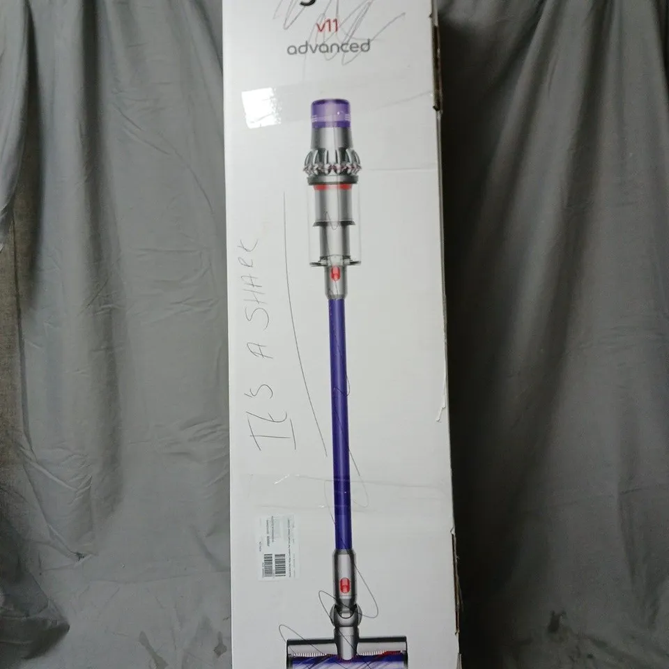 SHARK ANTI HAIR WRAP CORDLESS PET VACUUM CLEANER IZ202UKT