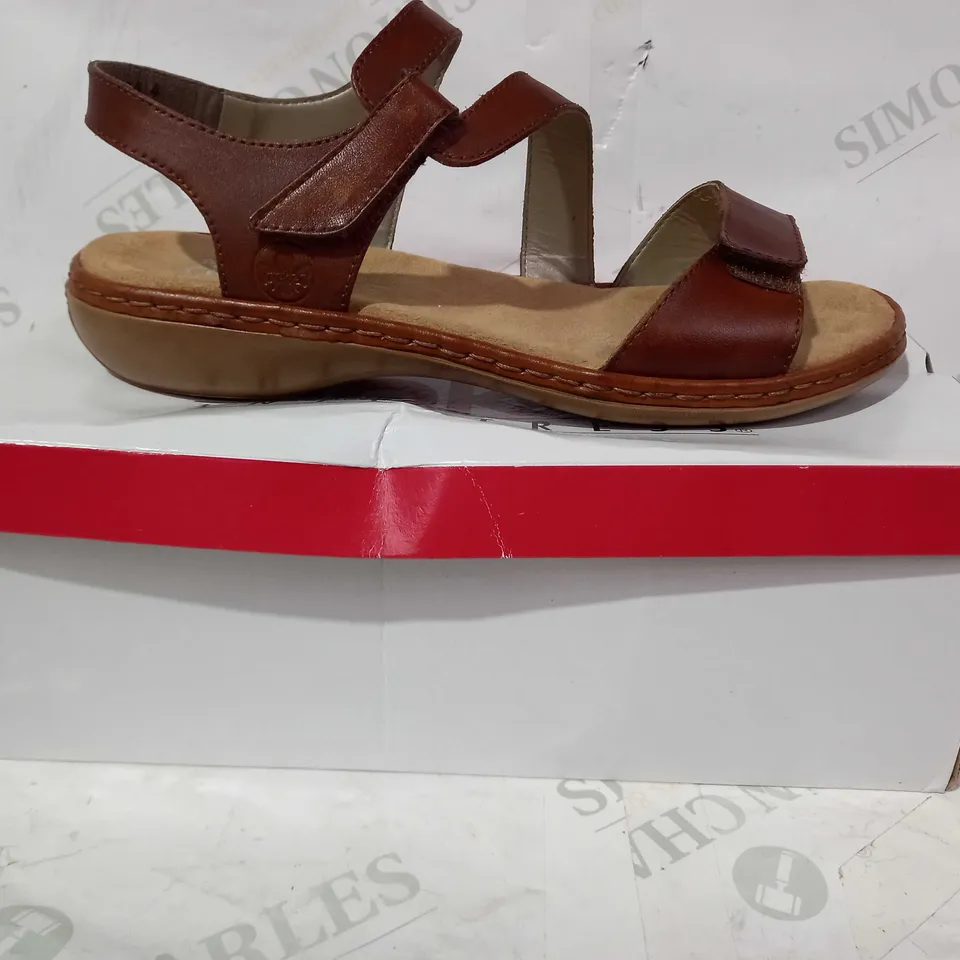 BOXED PAIR OF RIEKER FAUX LEATHER SANDALS IN BROWN EU SIZE 40