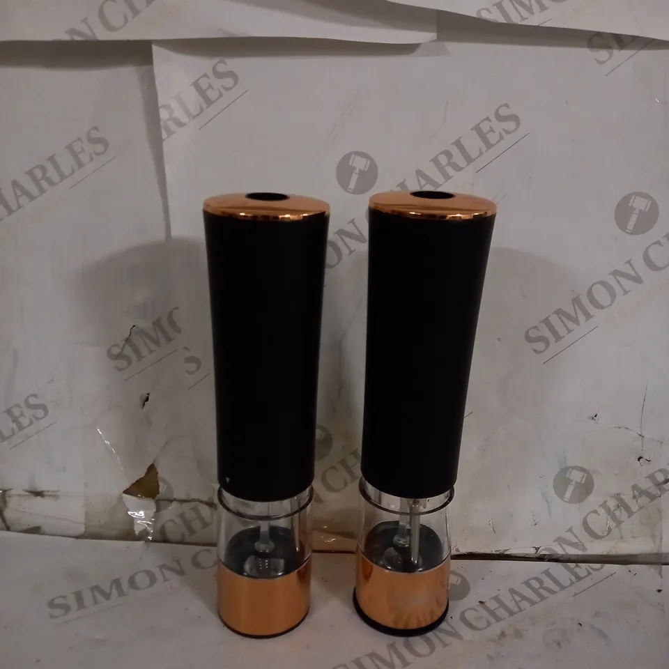 TOWER ELECTRIC SALT AND PEPPER MILL 