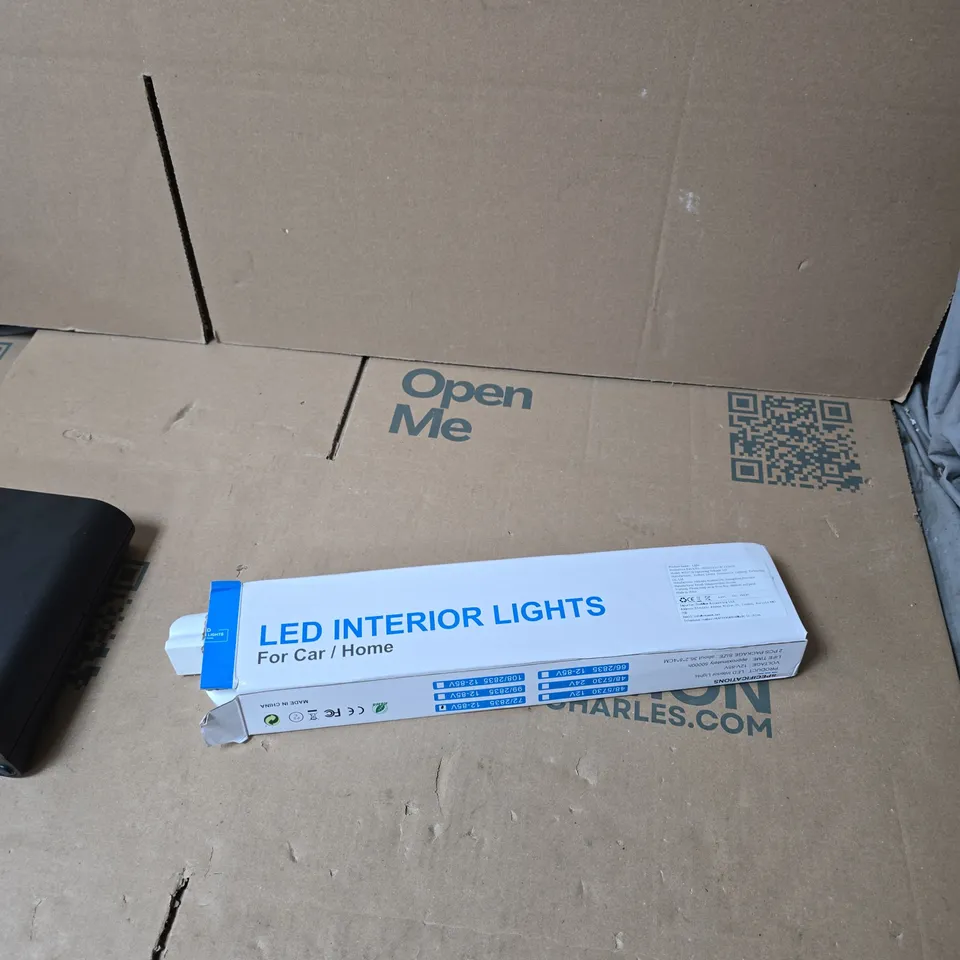 BOX OF APPROXIMATELY 18 ASSORTED HOUSEHOLD ITEMS INCLUDING SKY BUSINESS HUB , LED INTERIOR LIGHTS FOR CAR OR HOME AND BERNAT ALIZE BLANKET 