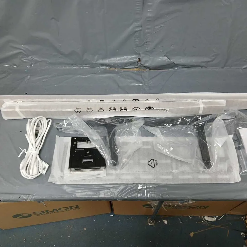 BOXED HISENSE 55" CANVA SMART TV 