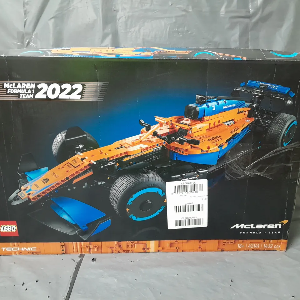 BOXED LEGO TECHNIC MCLAREN FORMULA 1 RACE CAR 2022 (42141)