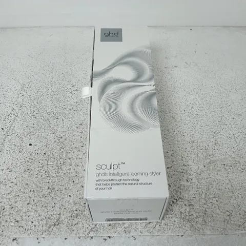 GHD SCULPT INTERACTIVE HAIR STRAIGHTENER - IN WHITE