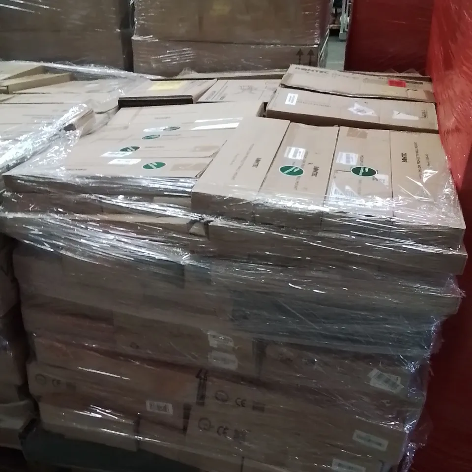 PALLET CONTAINING A LARGE QUANTITY OF TV WALL MOUNTED BRACKETS