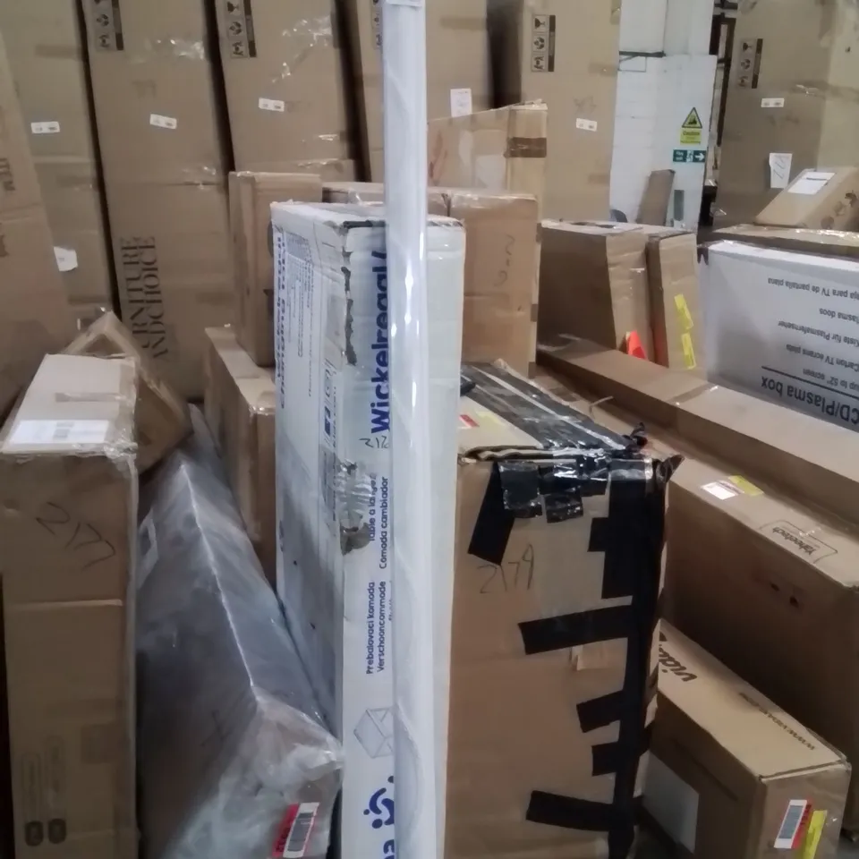 BOXED DINAH ROOM DARKENING ROLLER BLIND WHITE