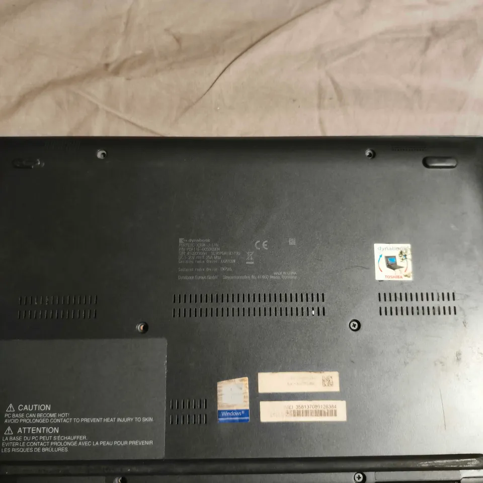 DYNABOOK LAPTOP – BLACK, USED