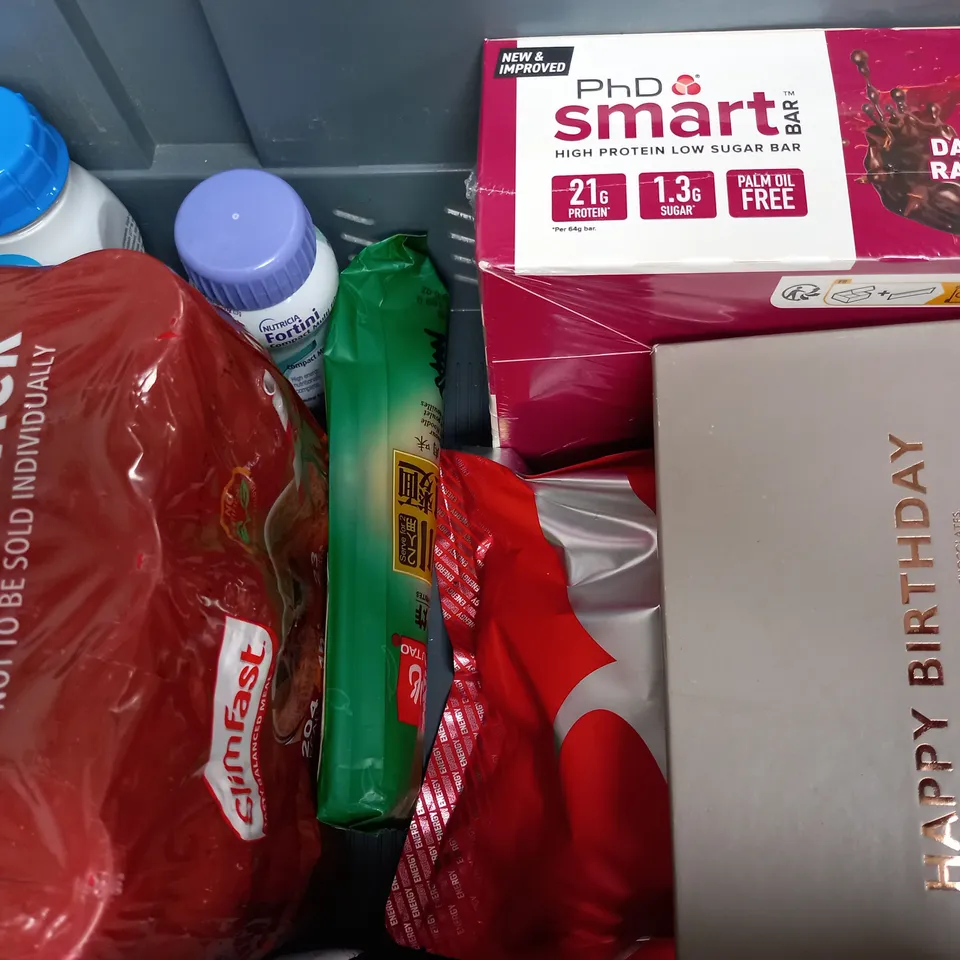 APPROXIMATELY 10 ASSORTED FOOD AND DRINK ITEMS TO INCLUDE MY PROTEIN SYRUP, AYMES NOURISHMENT, ETC