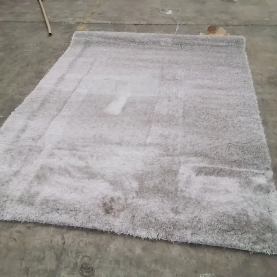 QUALITY DESIGNER AREA RUG - APPROXIMATELY 230X160CM