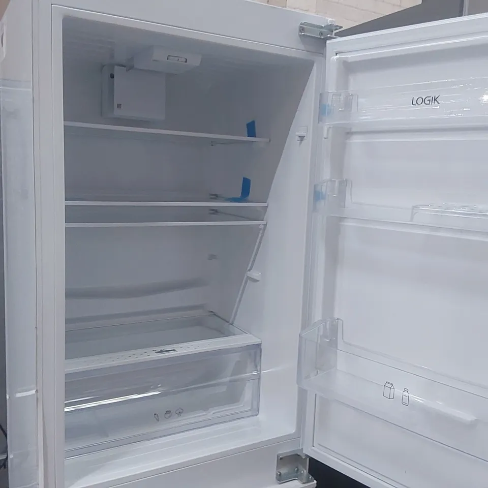 LOGIK LIFF5024 INTEGRATED 50/50 FRIDGE FREEZER - SLIDING HINGE