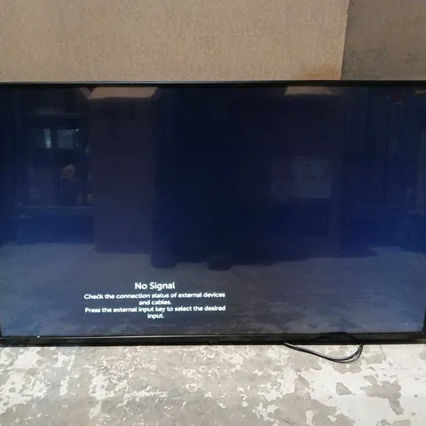 LG 49" TV - 49SM5KD