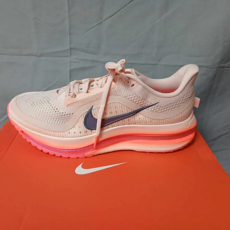 NIKE PEGASUS PREMIUM RUNNING SHOES – WASHED CORAL/PINK, MEN'S US 11 (UK 10)