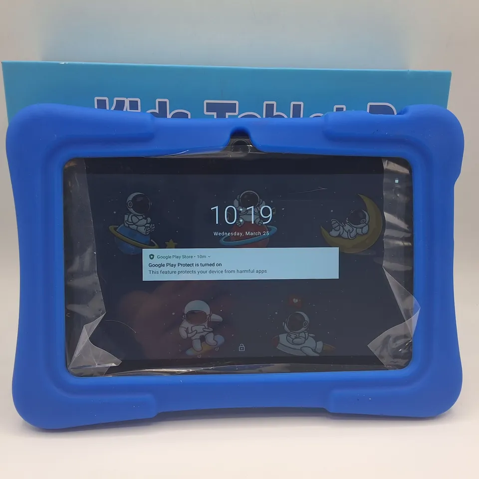 BOXED KIDS TABLET PC WITH PROTECTIVE BLUE CASE