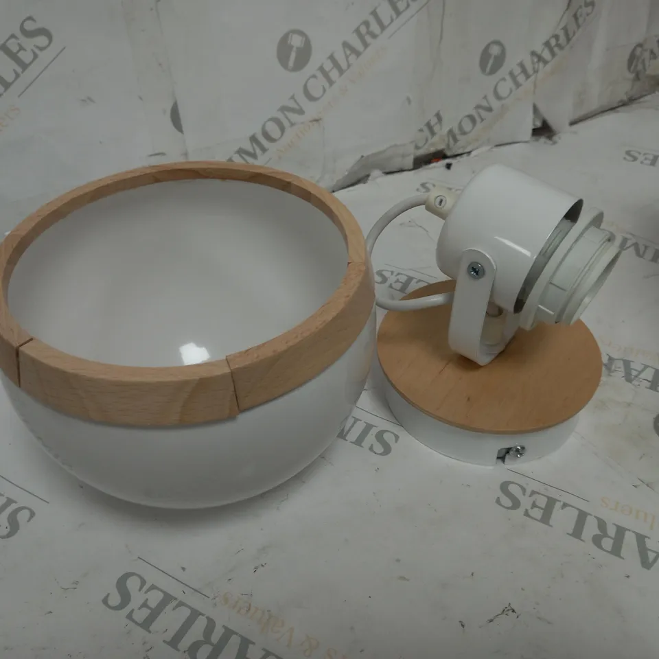 BOXED DECOLAND 1 SPOTLIGHT WHITE OVAL CEILING/WALL