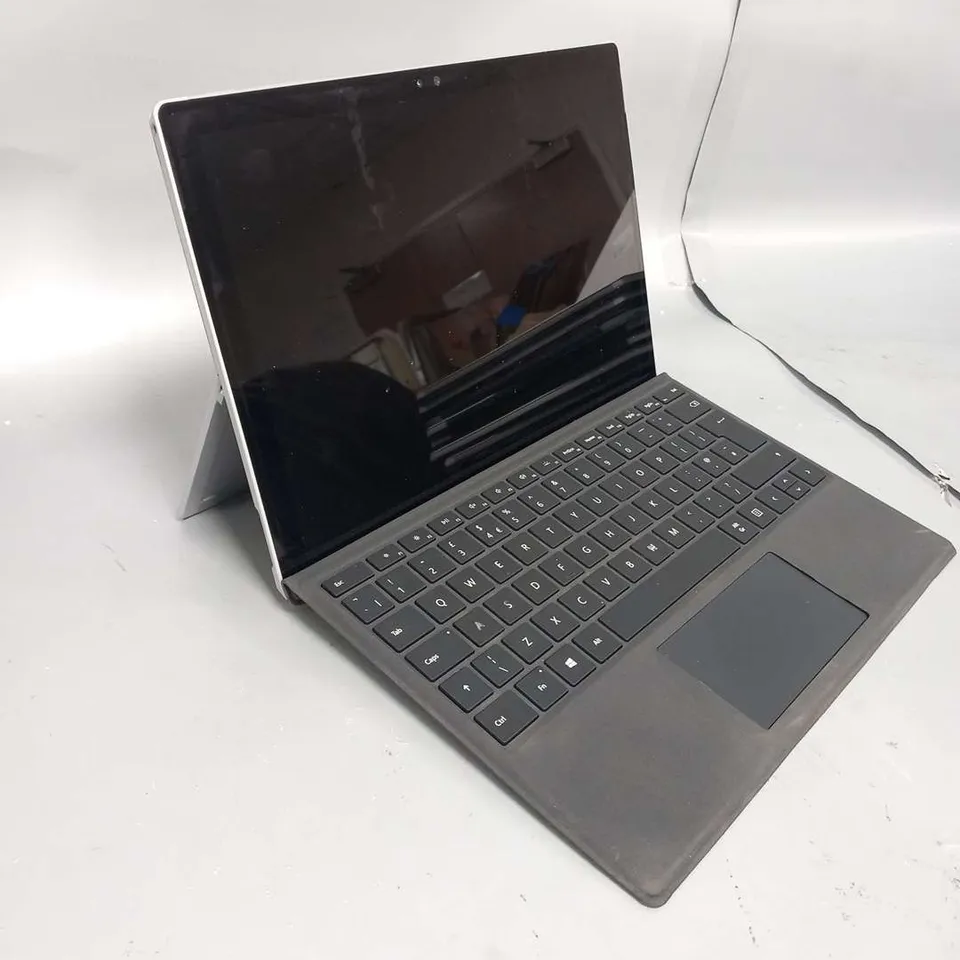 MICROSOFT SURFACE PRO 4 128GB 1724