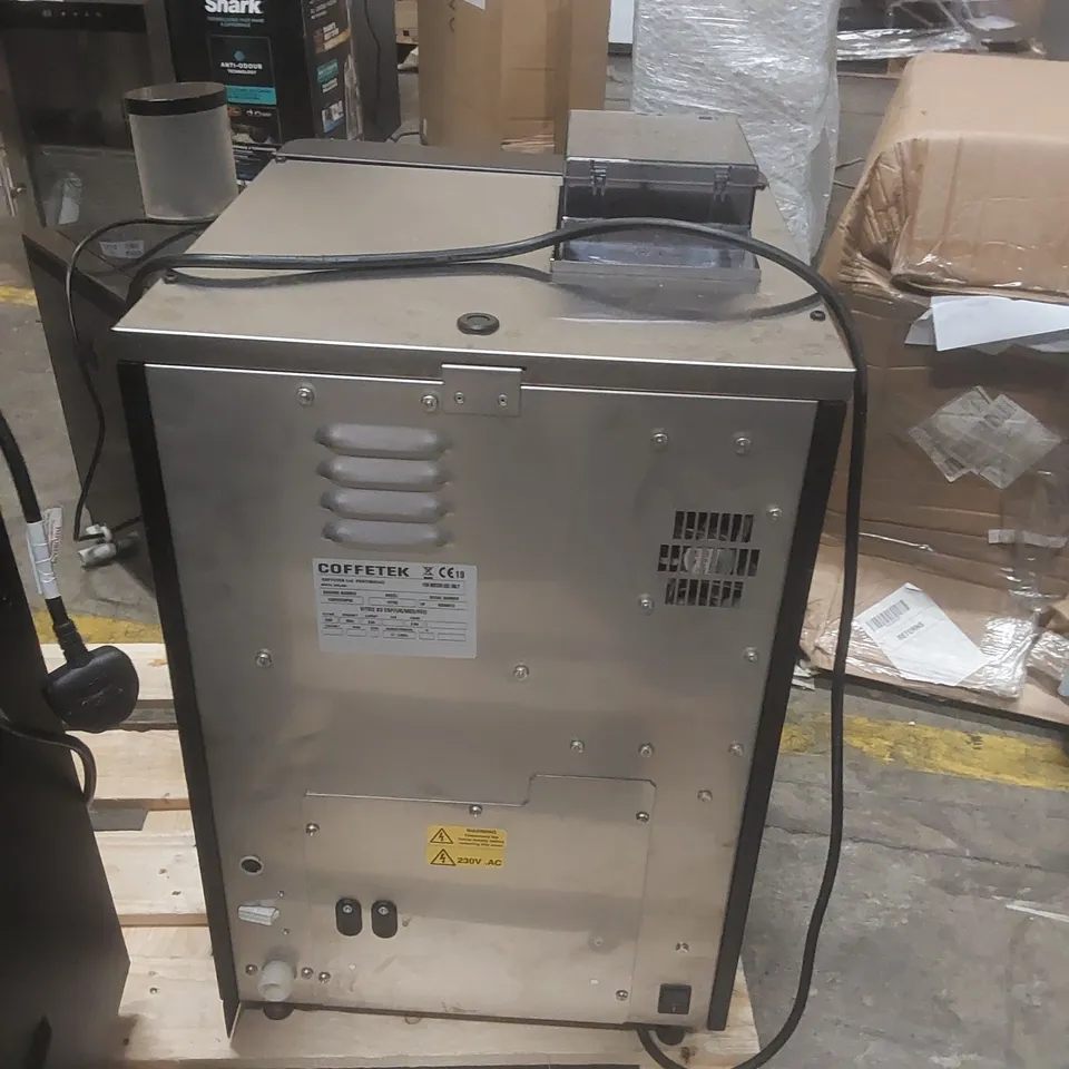COFFETEK VITRO X3 COMMERCIAL BEAN-TO-CUP COFFEE MACHINE