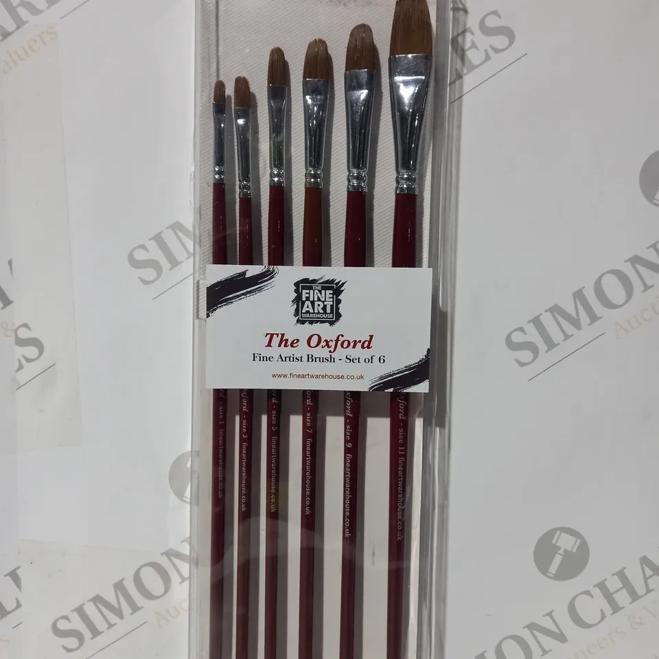 THE OXFORD SET OF 6 FINE ARTIST BRUSHES