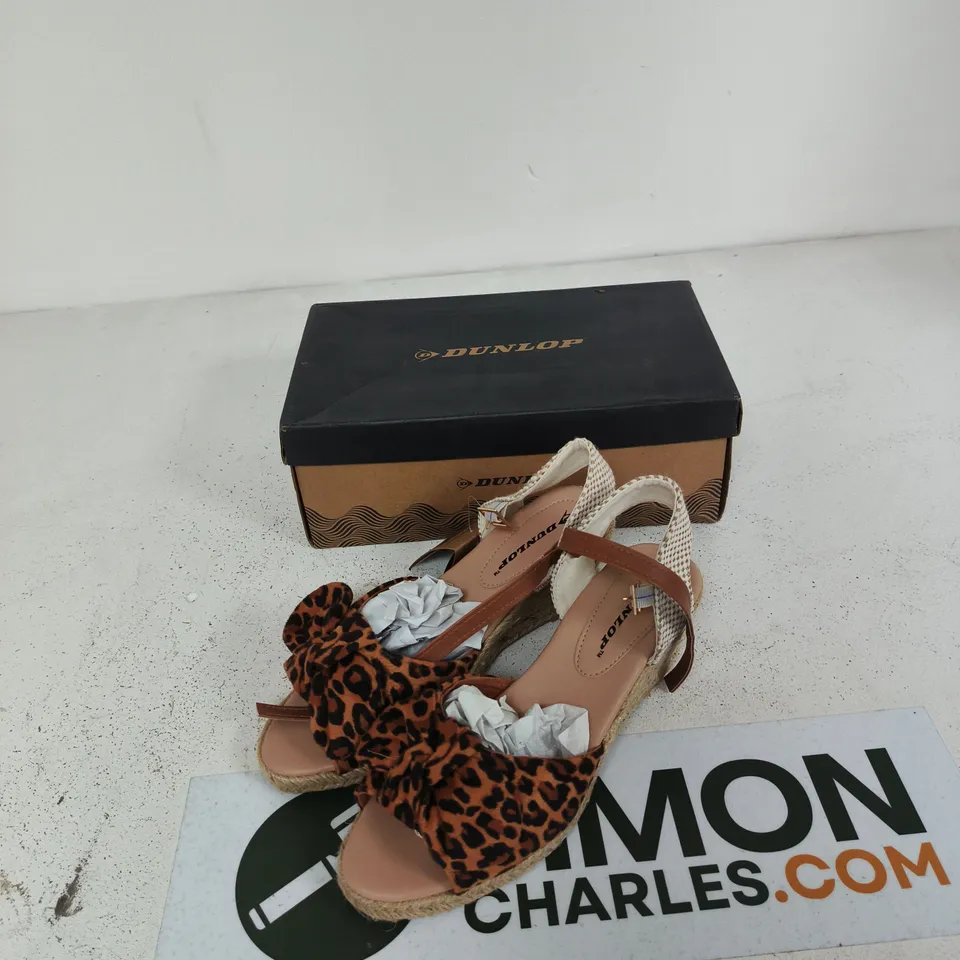 DUNLOP UK 5 PIPER DLC154 LEOPARD PRINT SANDALS