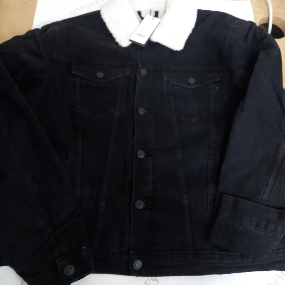 NEW LOOK 32 BORG DENIM JACKET IN BLACK - L