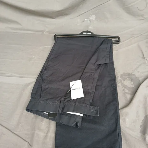 REISS SHADE-COTTON RELAXED FIT TROUSERS IN NAVY SIZE 32"