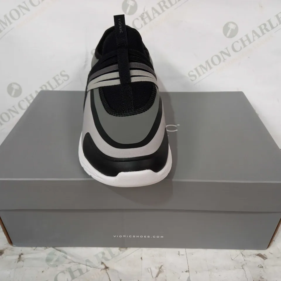 BOXED PAIR OF VIONIC TRAINERS IN BLACK/GREY UK SIZE 4.5