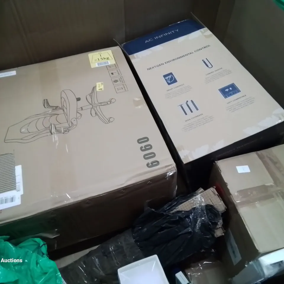 PALLET CONTAINING VARIOUS BOXED HOUSEHOLD ITEMS TO INCLUDE: NEST OF TABLES,  STRIP LIGHT, LED AQUARIUM LIGHT, OFFICE CHAIR AND LOTS MORE UNMARKED BOXED ITEMS.