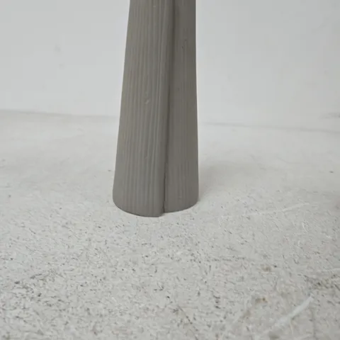 KELLY HOPPEN DECORATIVE CERAMIC VASE GREY RIBBED FINISH, SIGNED ON BASE BY KELLY HOPPEN