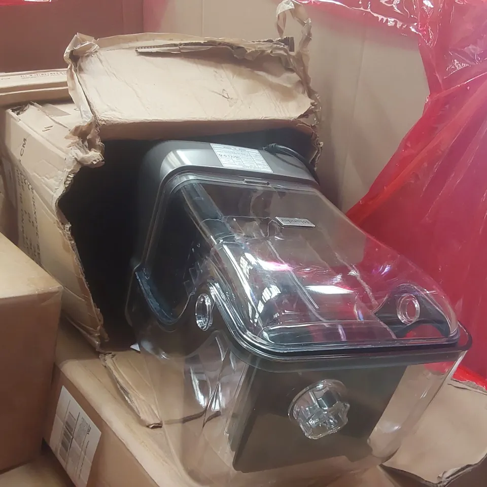 PALLET CONTAINING A VERY LARGE QUANTITY OF ASSORTED ITEMS INCLUDING: WALL MOUNTED CLOTHES RACK, COMMERCIAL SOUND PROOF BLENDER, SLOW-CLOSE TOILET SEAT ECT