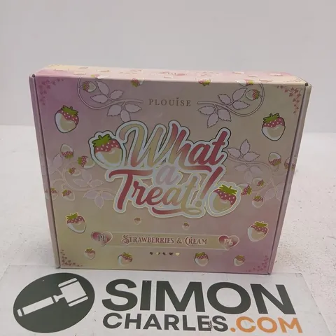 PLOUISE WHAT A TREAT! STRAWBERRY & CREAM GIFT SET