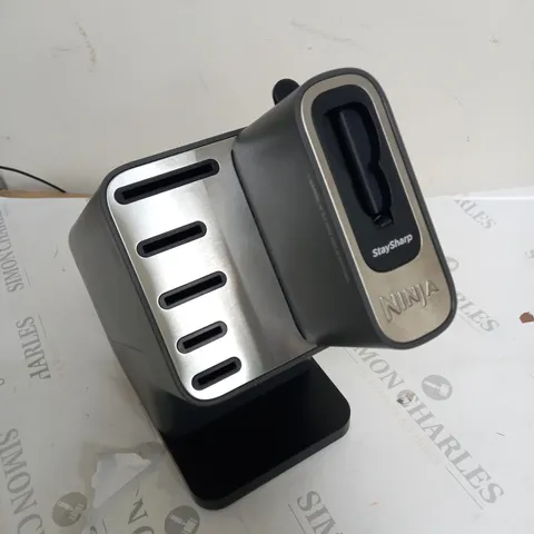 NINJA FOODI STAYSHARP 5 PIECE KNIFE BLOCK WITH INTEGRATED SHARPENER K32005UK