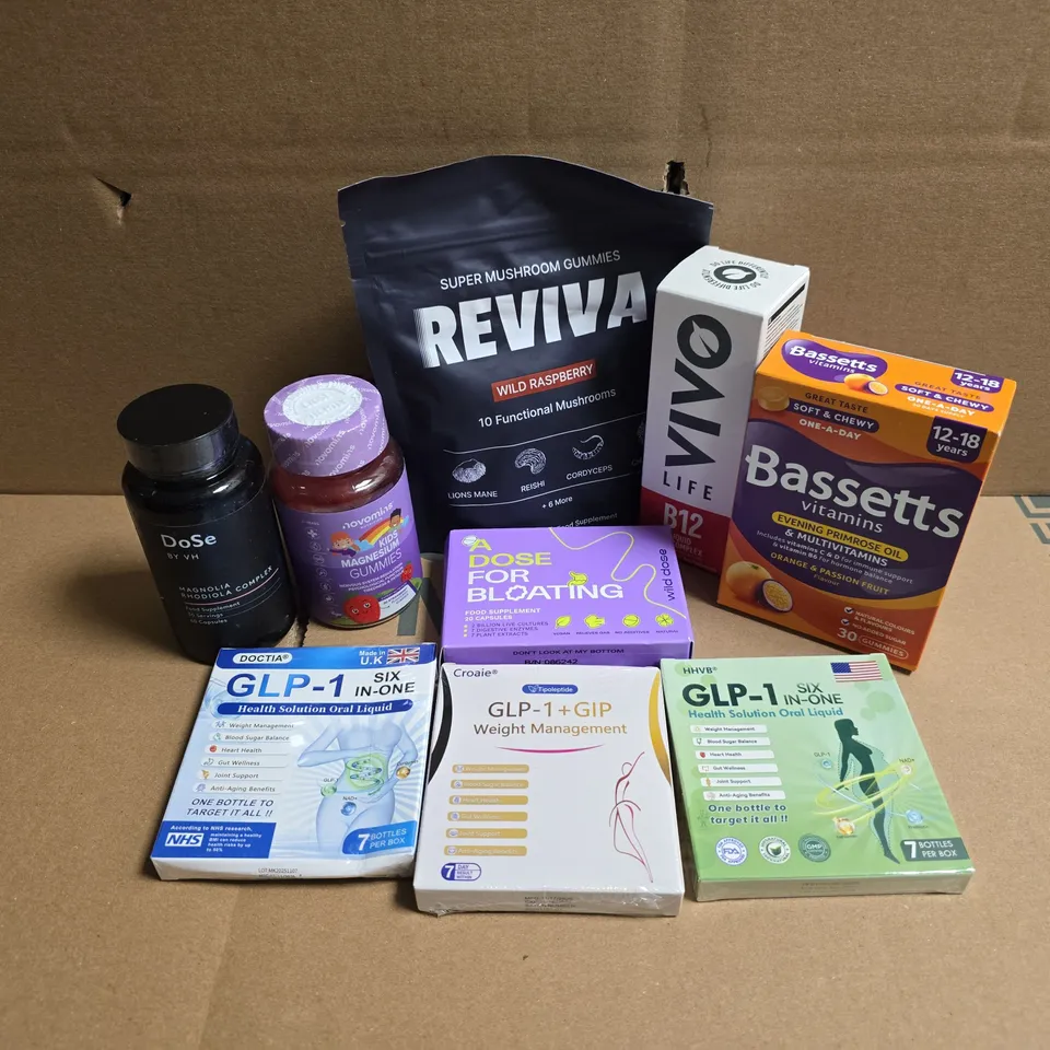 APPROXIMATELY 15 ASSORTED VITAMIN/HEALTH AID PRODUCTS TO INCLUDE VIVO LIFE B12 COMPLEX, BASSETTS VITAMINS, REVIVA WILD RASPBERRY, ETC - COLLECTION ONLY