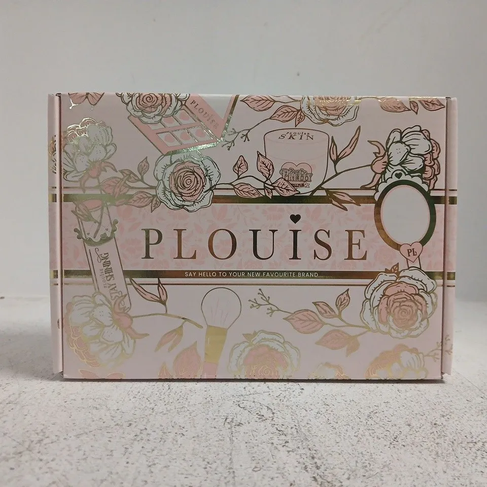 P.LOUISE MYSTERY COSMETIC BOX SET