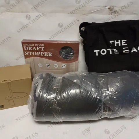 BOX OF APPROXIMATELY 15 HOUSEHOLD ITEMS TO CONTAIN UNDER DOOR DRAFT STOPPER, SANDRA BOWEL BRUSH CLEANING KIT, DESIGNER TOTE BAG HANDBAG ETC