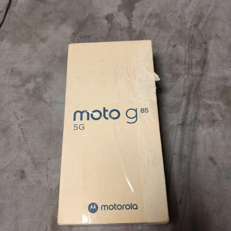 MOTOROLA MOTO G85 5G PHONE IN BOX