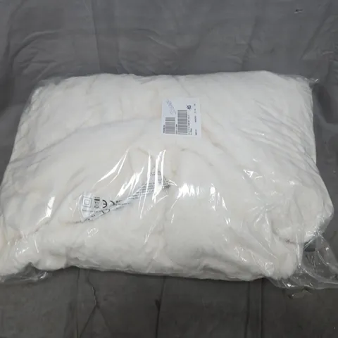 COZEE HOME LUXURY RUCHED FAUX FUR AND VELVET SOFT HEATED THROW