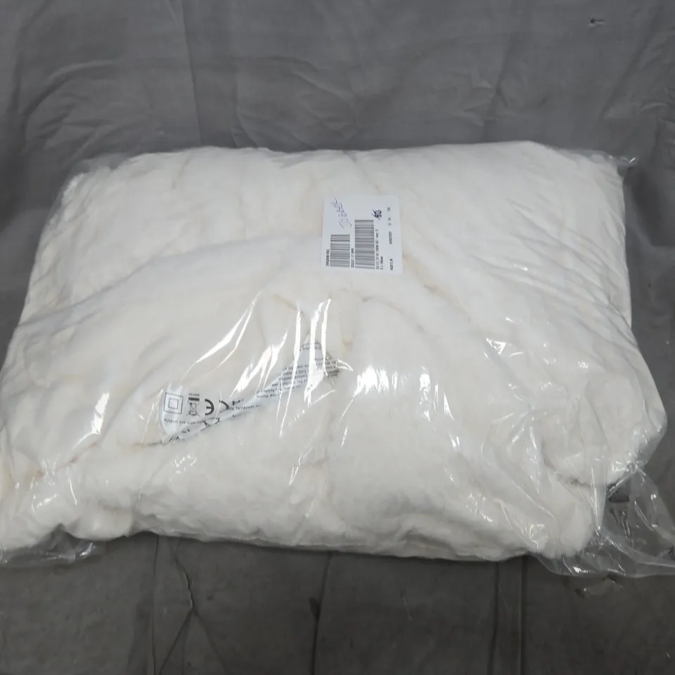 COZEE HOME LUXURY RUCHED FAUX FUR AND VELVET SOFT HEATED THROW