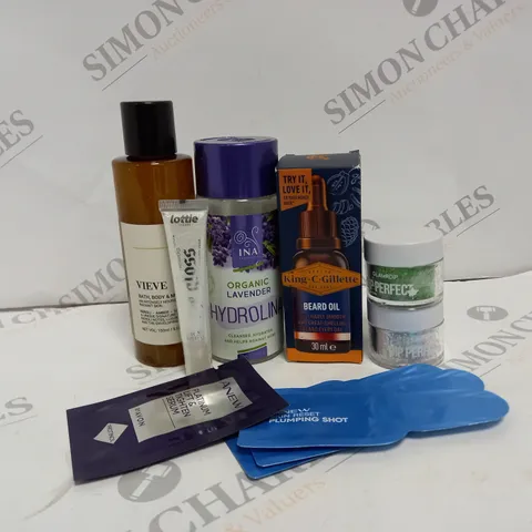 APPROXIMATELY 10 ASSORTED HEALTH AND BEAUTY PRODUCTS TO INCLUDE VIEVE BATH BODY & MASSAGE OIL, INA ORGANIC LAVENDER HYDROLINA, KING C GILLETTE BEARD OIL  