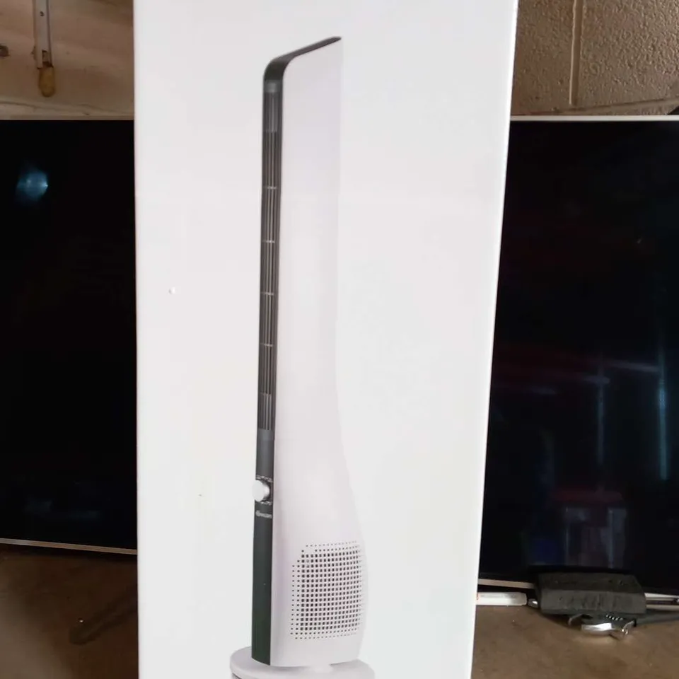 BOXED SWAN TOWER FAN - WHITE