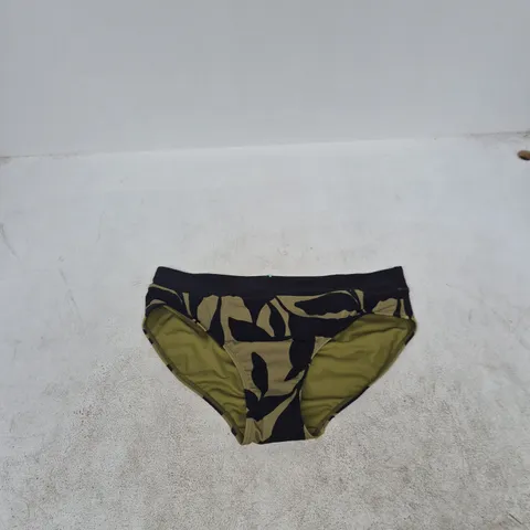 WHITE STUFF VALLEY BIKINI BOTTOMS – GREEN PRINT, UK 16 (EU 44) US 12