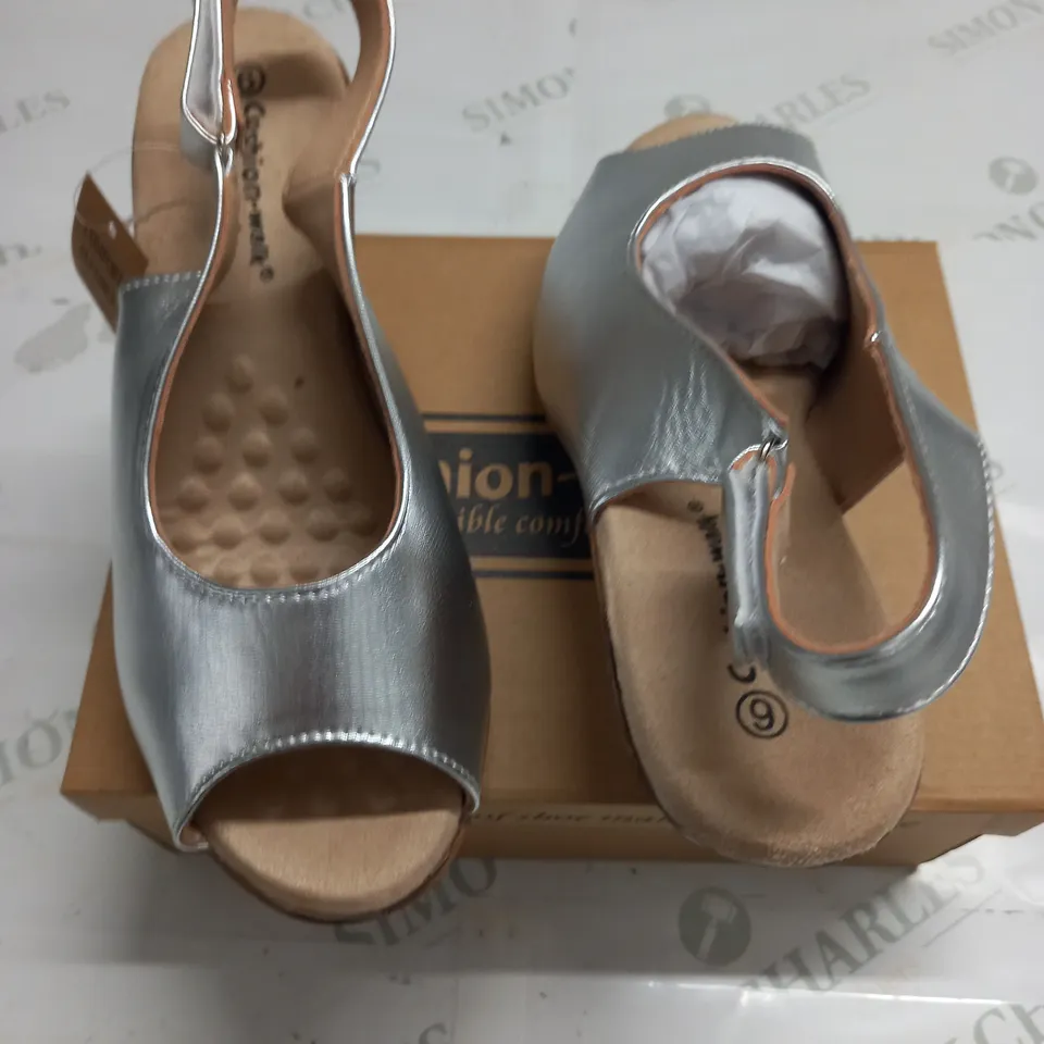 BOXED PAIR OF CUSHION WALK SILVER STRAPPY WEDGE HEELED SHOES - SIZE 6