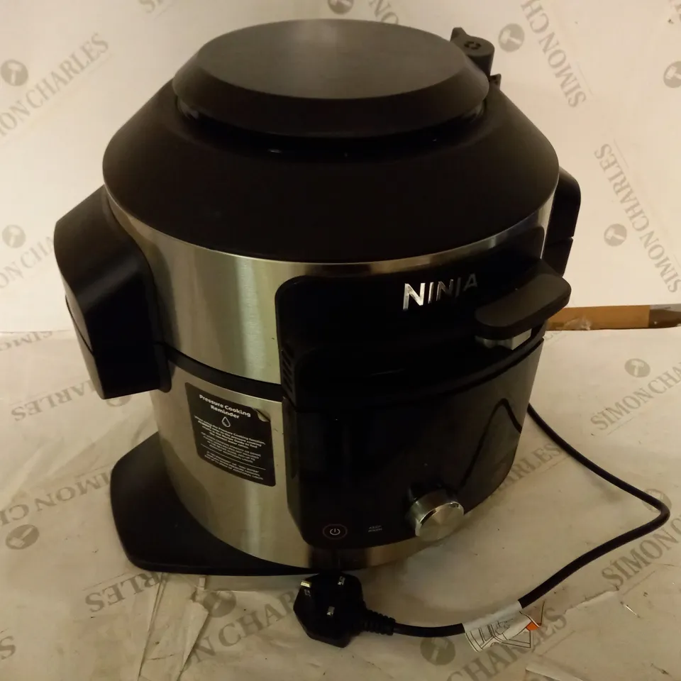 NINJA FOODI SMARTLID 7.5L MULTI COOKER & AIR FRYER