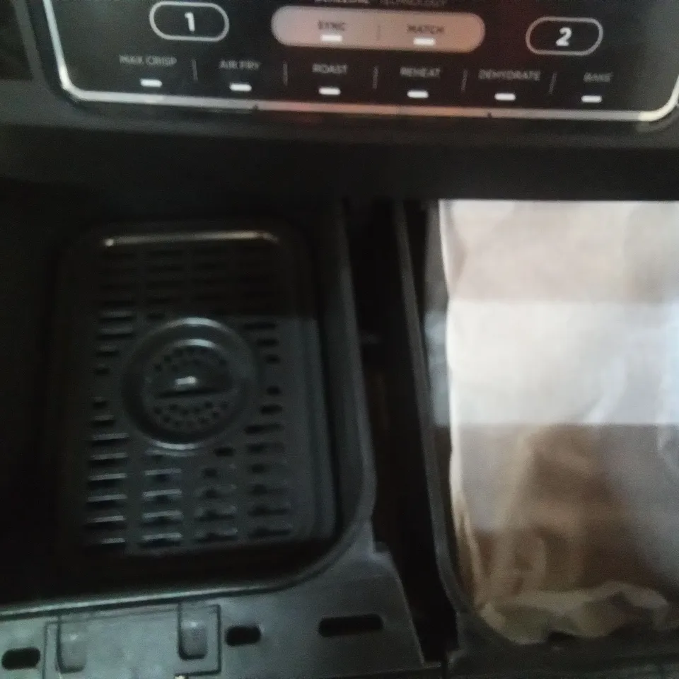 BOXED NINJA FOODI DUAL ZONE 7.6L AIR FRYER