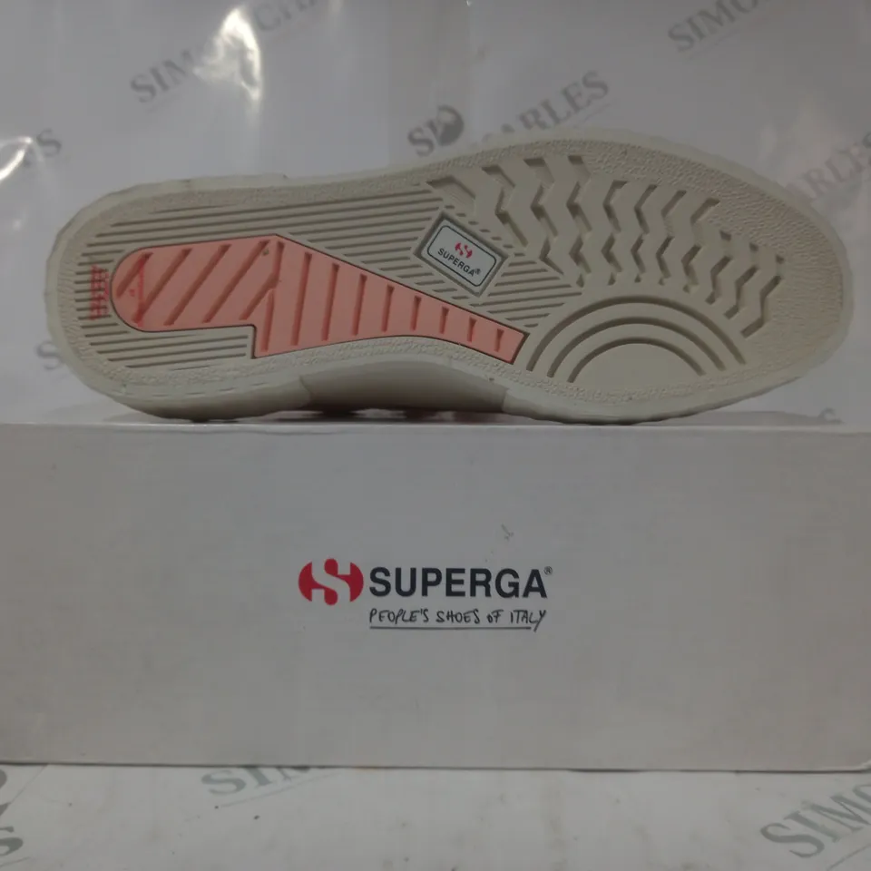 BOXED PAIR OF SUPERGA SHOES IN PEACH UK SIZE 5