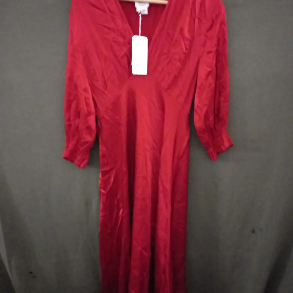 GHOST ELLE DRESS IN CHILLI RED - SMALL