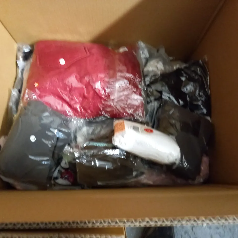 LARGE QUANTITY OF ASSORTED BAGGED CLOTHING ITEMS