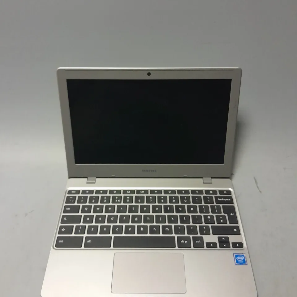 SAMSUNG CHROMEBOOK 4 INTEL WITH 11.6" SCREEN