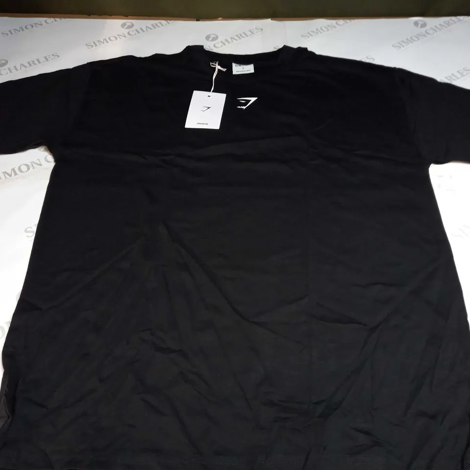 GYMSHARK FRACTION OVERSIZED T-SHIRT IN BLACK - SMALL