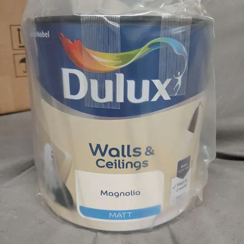 DULUX WALLS AND CEILING PAINT MAGNOLIA 2.5L / COLLECTION ONLY 