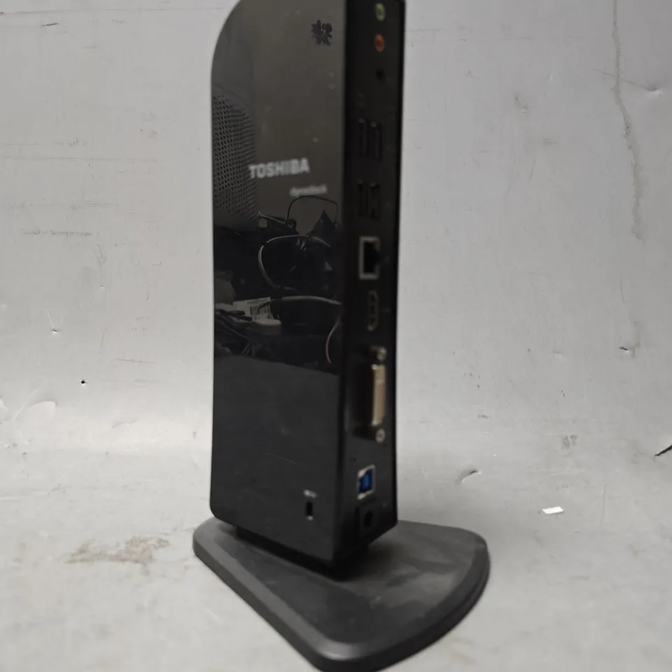 TOSHIBA DYNADOCK 