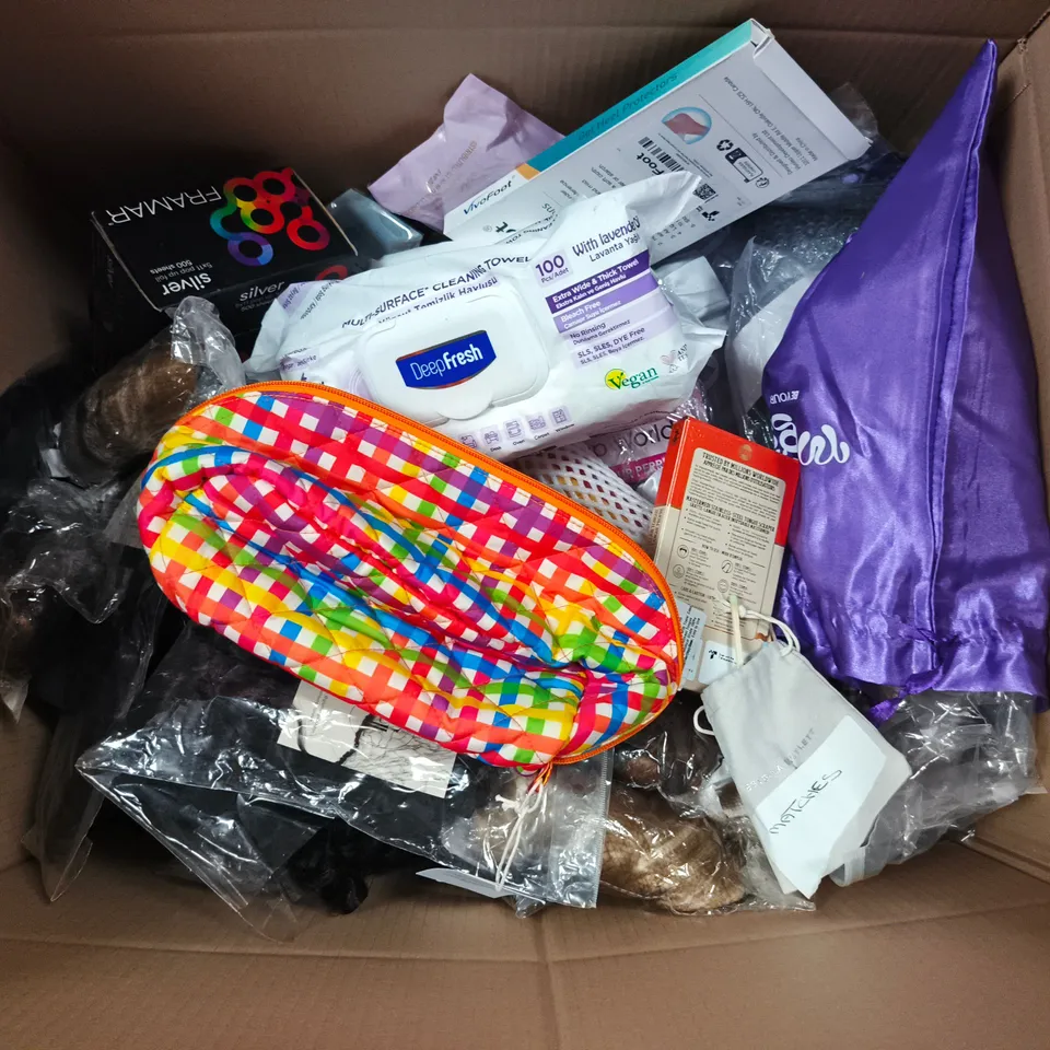 LARGE BOX OF APPROXIMATELY 20 ASSORTED HEALTH AND BEAUTY PROUDUCTS 