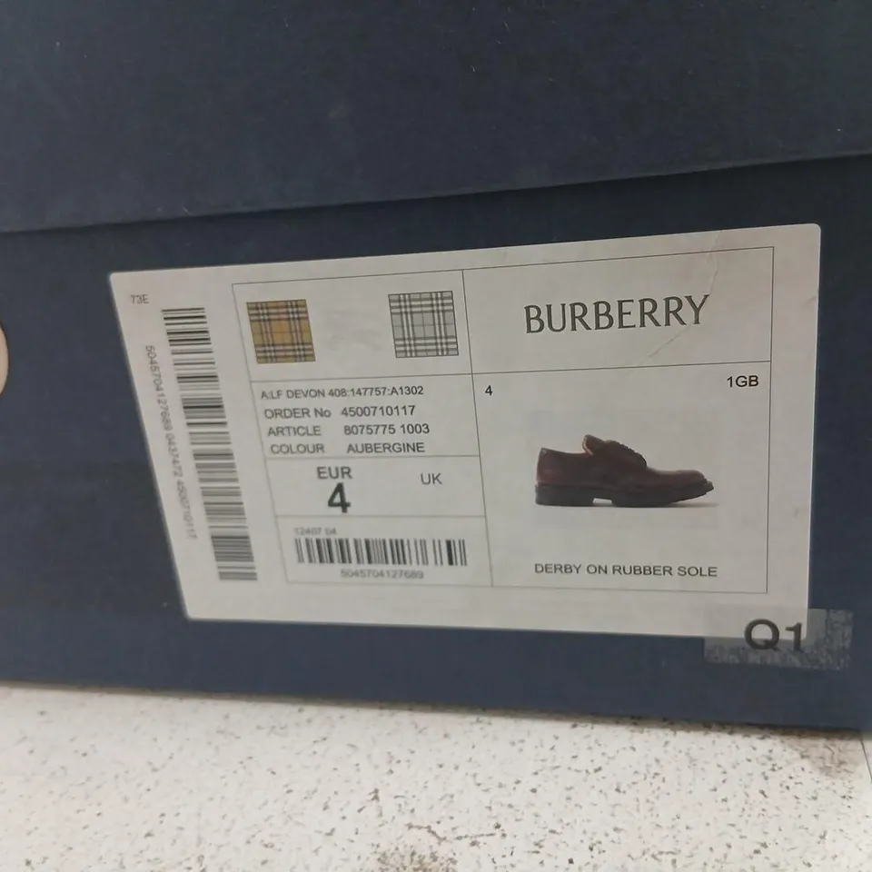 TRICKER'S BURBERRY DERBY SHOES – LEATHER BROGUE, UK 4